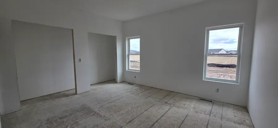 1222 Leo Dr, Holmen, WI 54636 - #3