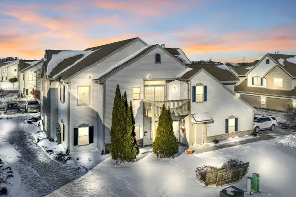 1079 Stratford Ct, Mount Pleasant, WI 53406