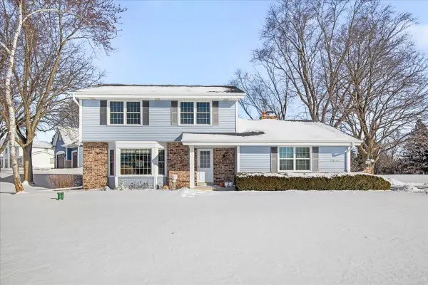 N48W26400 Bayberry Ct, Lisbon, WI 53072