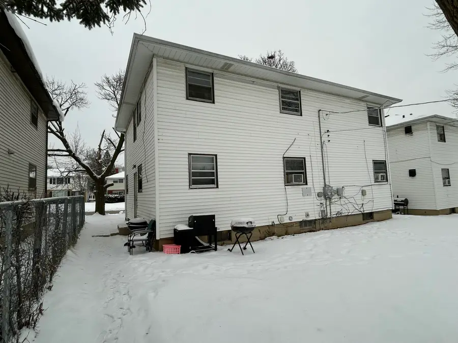 8025 W Villard Ave, Milwaukee, WI 53218 - Image #2