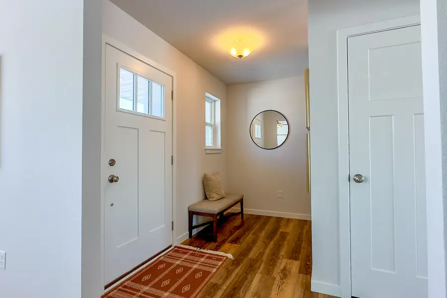 1684 Misty Ridge Ln, Grafton Town, WI 53024 - Image #3