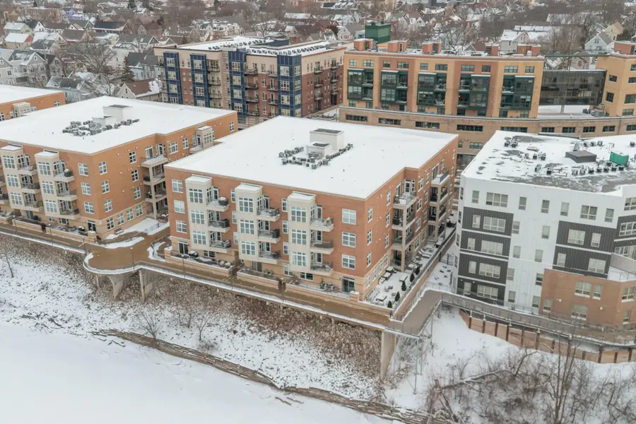 1905 N Water St, Milwaukee, WI 53202 - Image #2