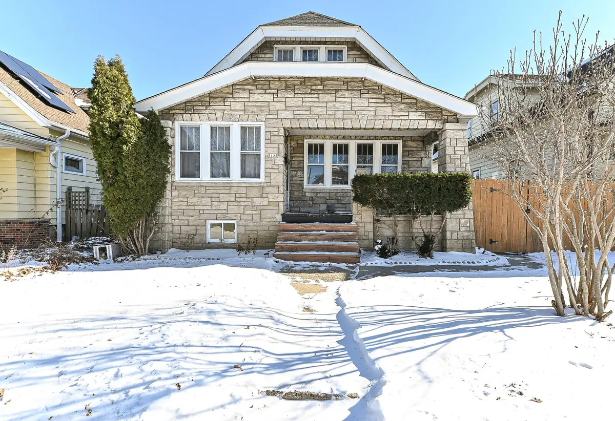 3128 S 9th Pl, Milwaukee, WI 53215 - Image #1