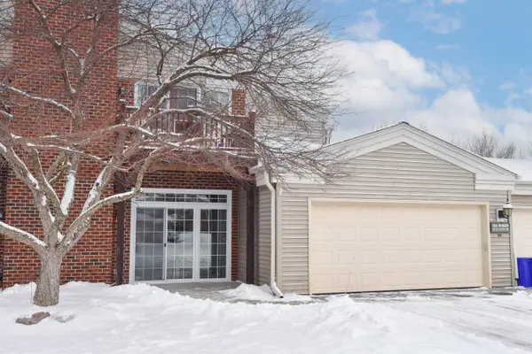 N16W26534 Wild Oats Dr, Pewaukee, WI 53072