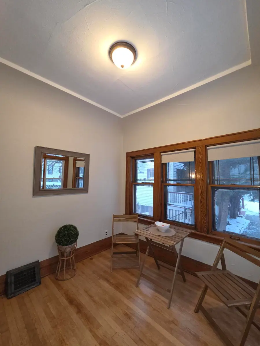 1035 S 33rd St, Milwaukee, WI 53215 - #2