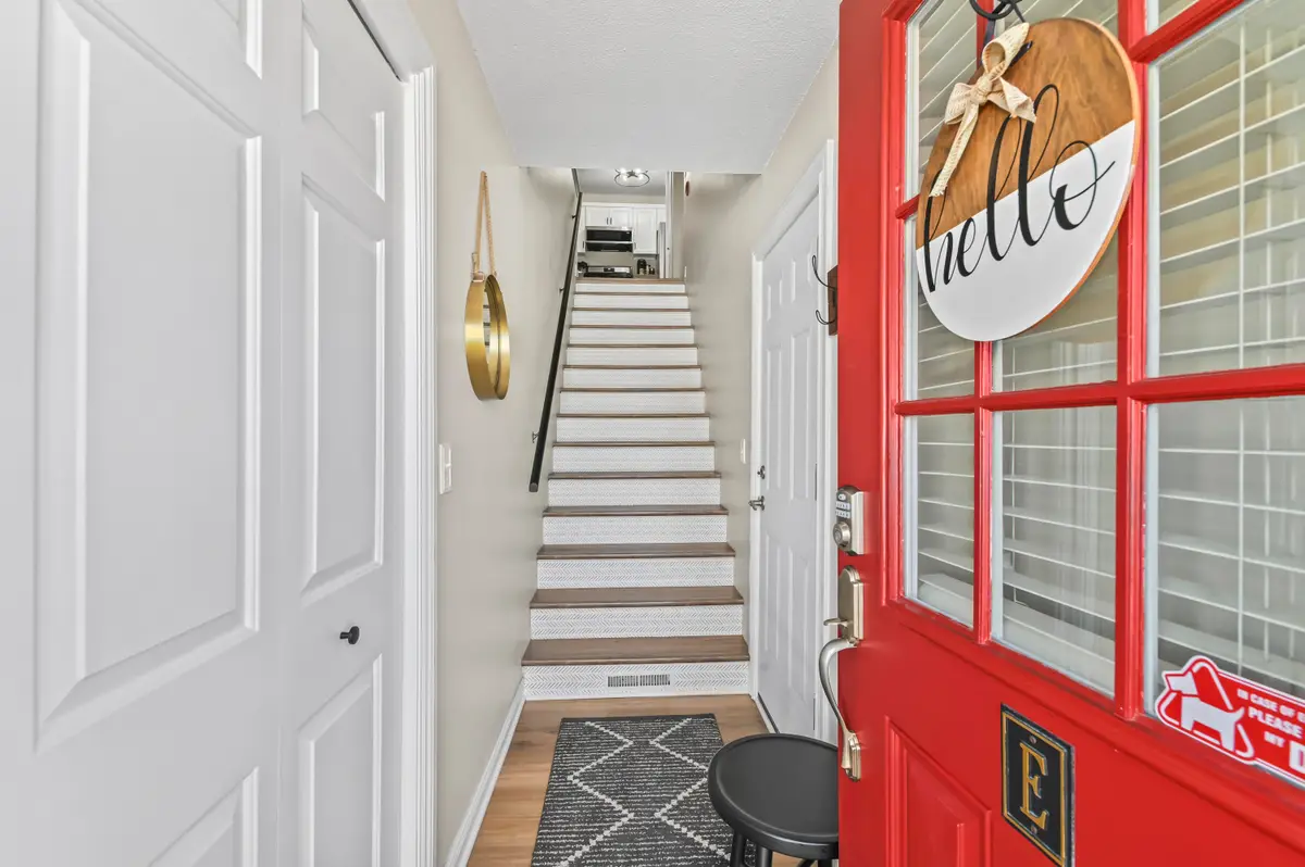 590 Pewaukee Rd, Pewaukee, WI 53072 - Image #1