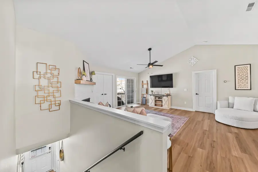 590 Pewaukee Rd, Pewaukee, WI 53072 - Image #2