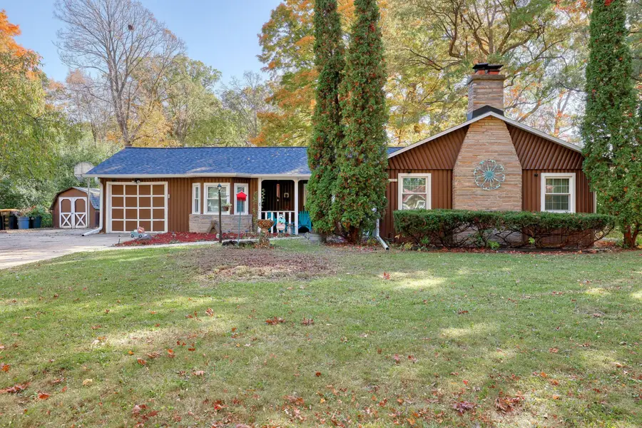 11031 W Ruby Ave, Wauwatosa, WI 53225 - Image #2