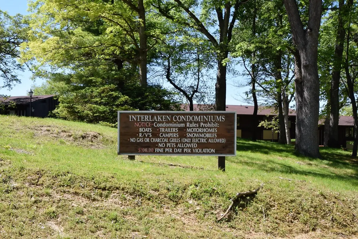 61-02 Lausanne Ct, Geneva, WI 53147 - Image #1