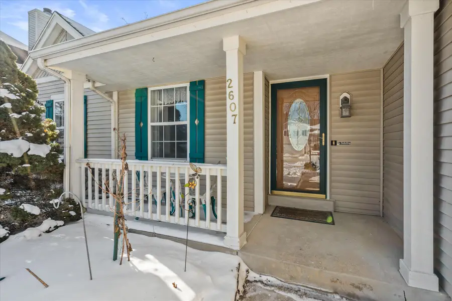 2607 Fox River Pkwy, Waukesha, WI 53189 - Image #2