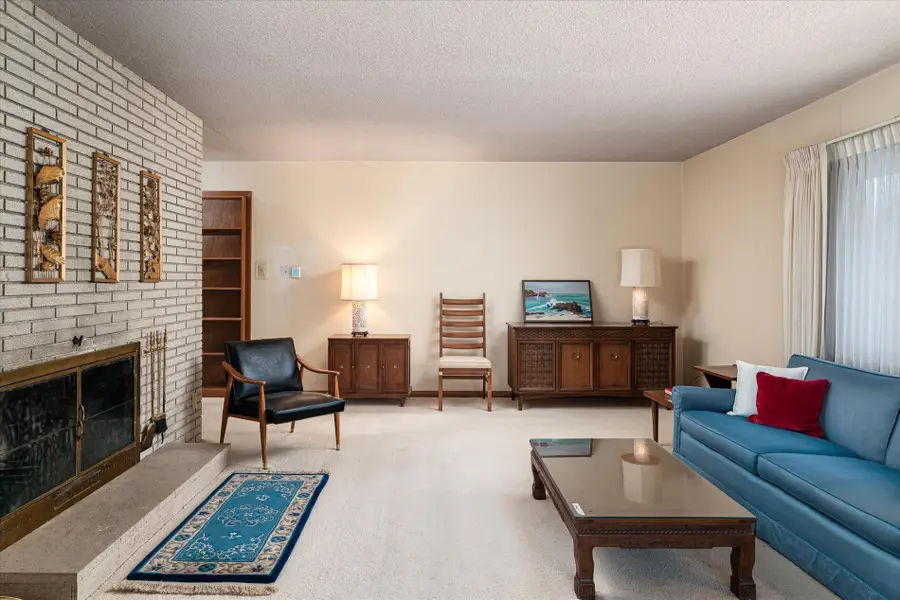 4042 Glenhaven Rd, La Crosse, WI 54601 - Image #2