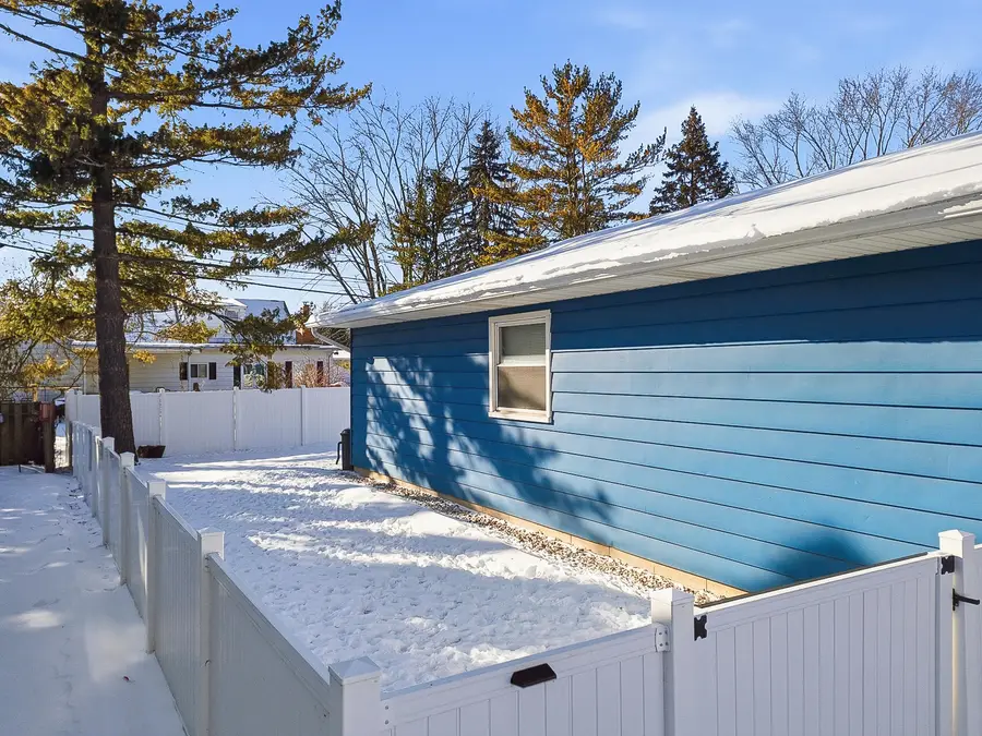 302 Martin St, Fort Atkinson, WI 53538 - Image #2