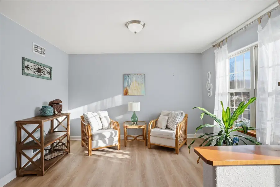 57 Happy Hollow Ln, Oconomowoc, WI 53066 - Image #3