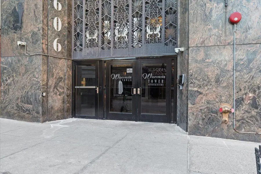 606 W Wisconsin Ave, Milwaukee, WI 53203 - Image #2
