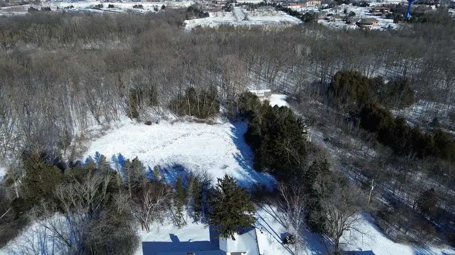 W181N9052 Melanie Ln, Menomonee Falls, WI 53052 - Image #3