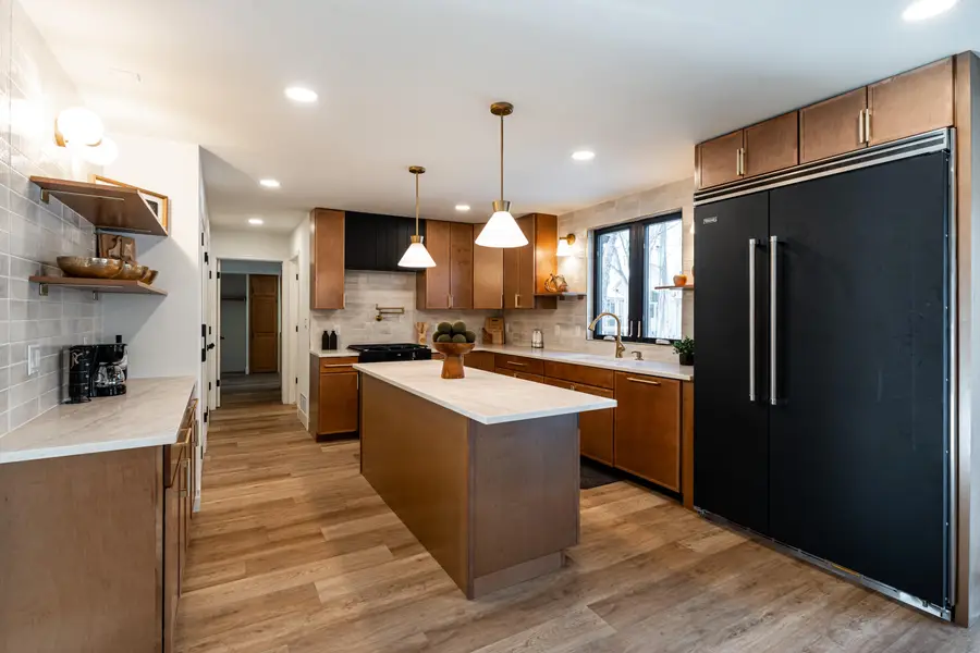 12500 W Scarborough Dr, New Berlin, WI 53151 - Image #2