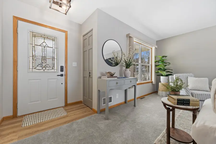 6322 Newcastle Ln, Caledonia, WI 53402 - Image #3