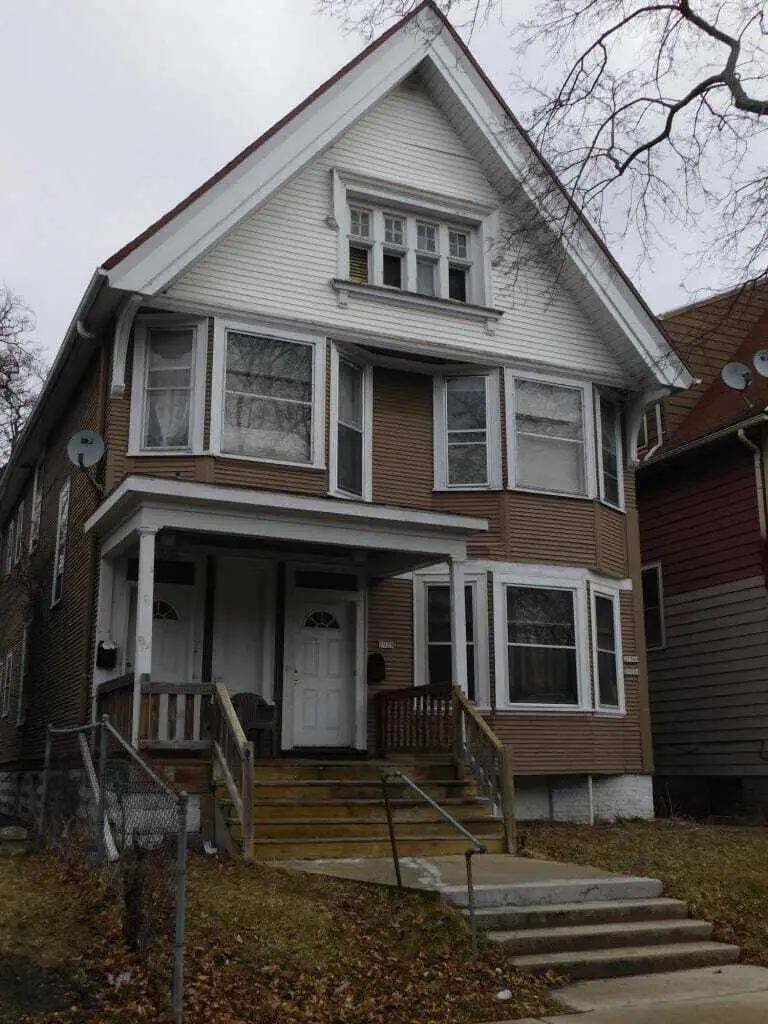 2928 W Jueanu Ave, Milwaukee, WI 53208 - Image #1