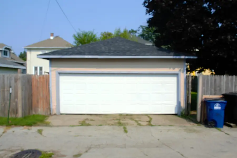 1328 Arthur Ave, Racine, WI 53405 - Image #3