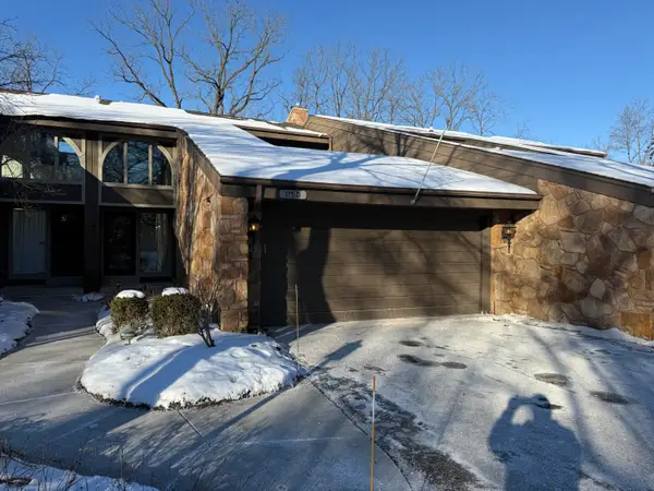 175 N Elm Grove Rd, Brookfield, WI 53005