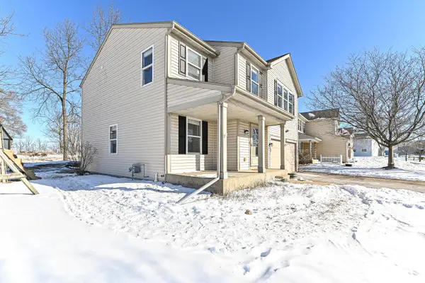 324 W Hidden Trl, Elkhorn, WI 53121