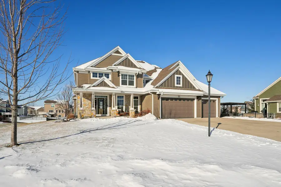 W137N6161 Weyer Farm Ct, Menomonee Falls, WI 53051 - Image #3