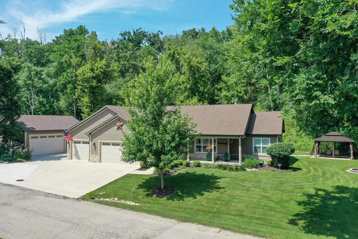 W4156 Longfellow Dr, Lake Geneva, WI 53147 - Image #1