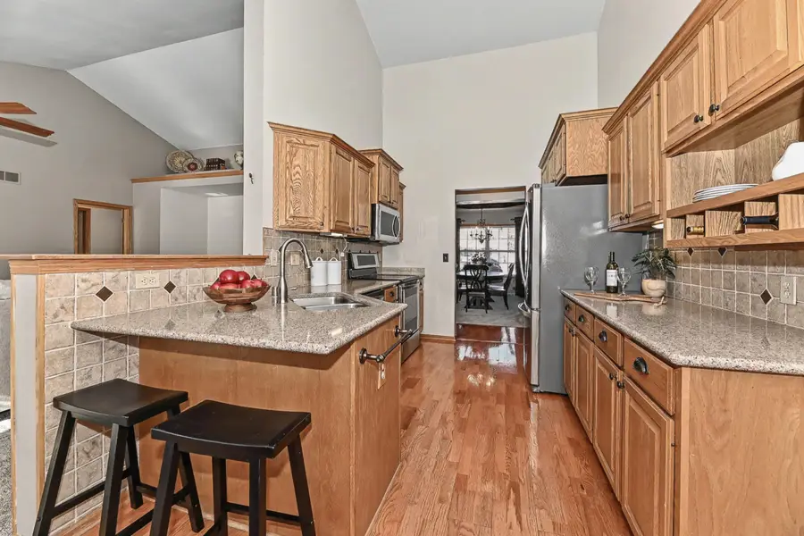 2705 Darrell Dr, Waukesha, WI 53188 - Image #3