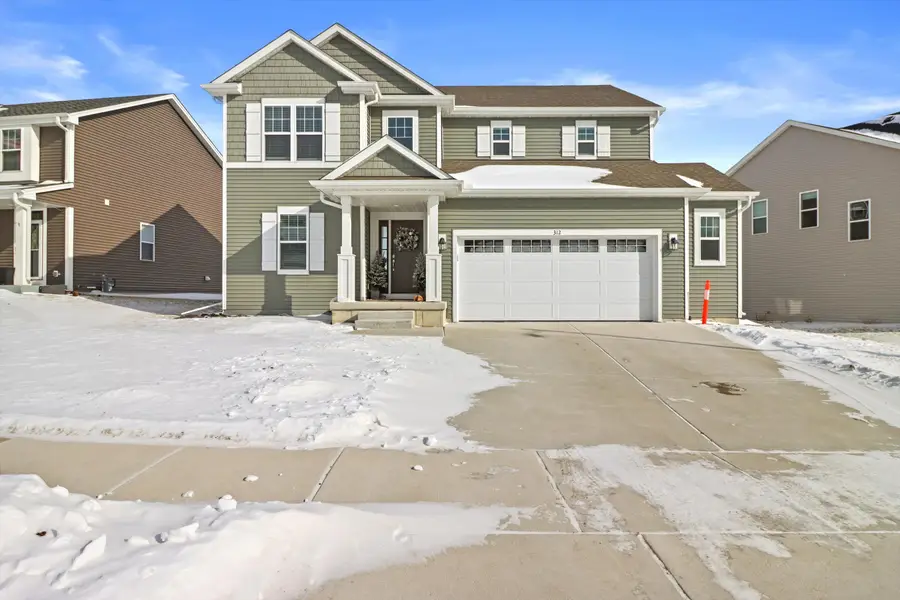 312 Big Bend Way, Hartford, WI 53027 - Image #2