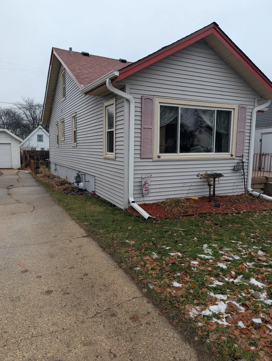 2530 N 58th St N, Milwaukee, WI 53210 - Image #2