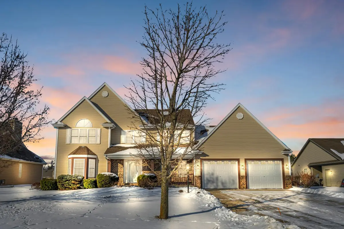 2620 Penbrook Dr, Mount Pleasant, WI 53406 - Image #1