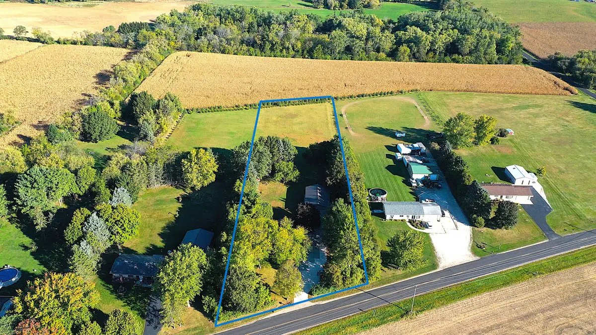 W1758 Spring Prairie Rd, Spring Prairie, WI 53105 - #1