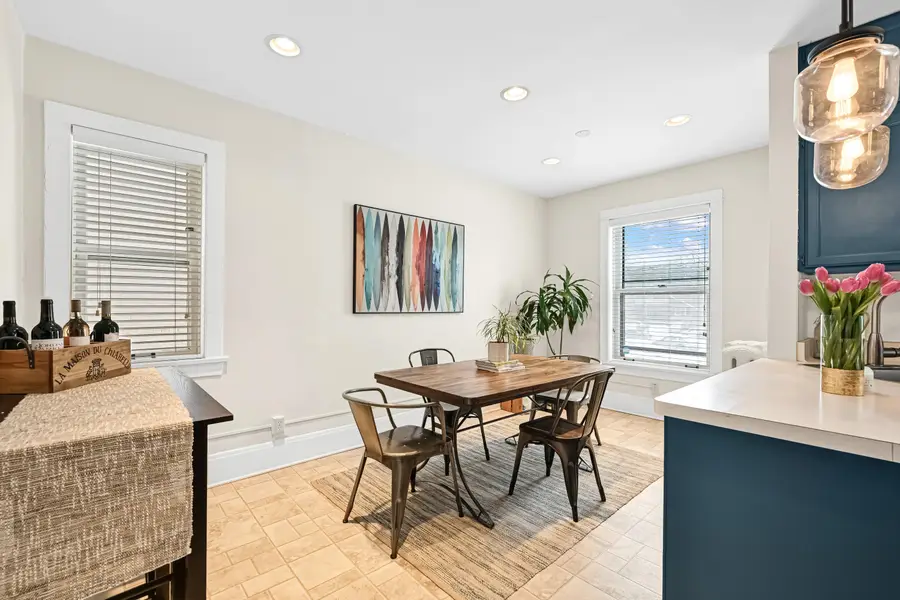 2527 N Stowell Ave, Milwaukee, WI 53211 - Image #2