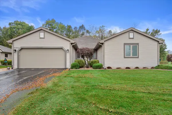 W175N8151 Robin Cir, Menomonee Falls, WI 53051