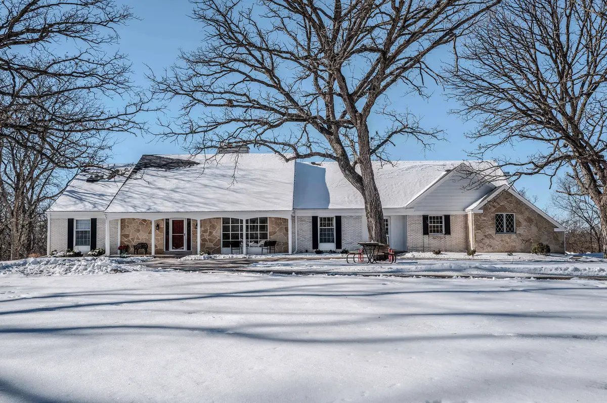 W290S4827 Parke Ln W, Genesee, WI 53189 - Image #1