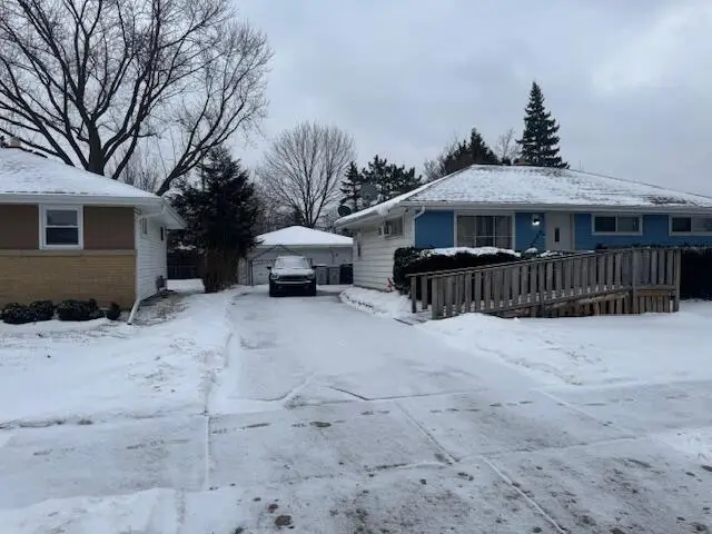 8029 W Mill Rd, Milwaukee, WI 53218 - Image #2