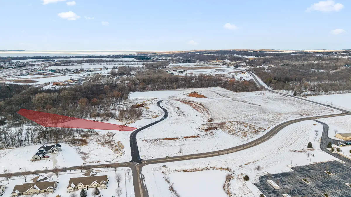 158 Hidden Valley Cir, Fond Du Lac, WI 54937 - #1