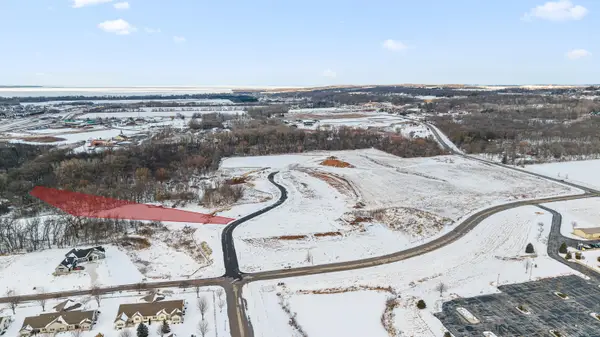 158 Hidden Valley Cir, Fond Du Lac, WI 54937