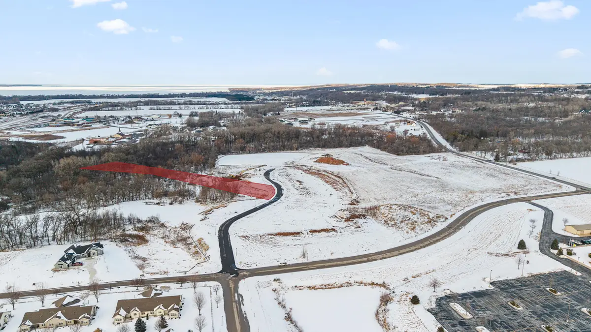 188 Hidden Valley Cir, Fond Du Lac, WI 54937 - #1