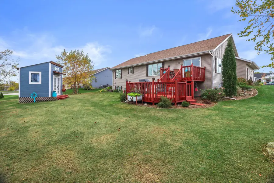 104 Carolyn Ct, Eden, WI 53019 - #3