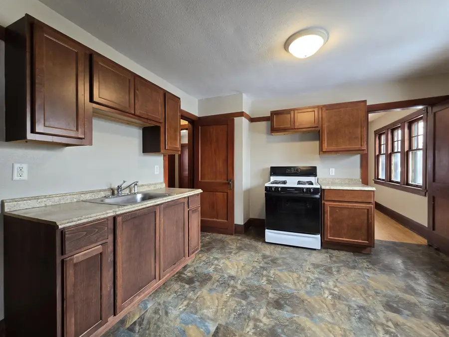 4839 N 18th St, Milwaukee, WI 53209 - Image #2