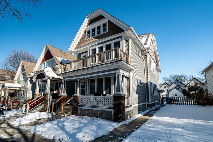 2438 N Pierce St, Milwaukee, WI 53212 - Image #2