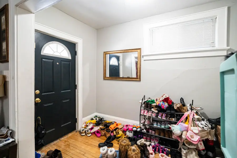 2438 N Pierce St, Milwaukee, WI 53212 - Image #3