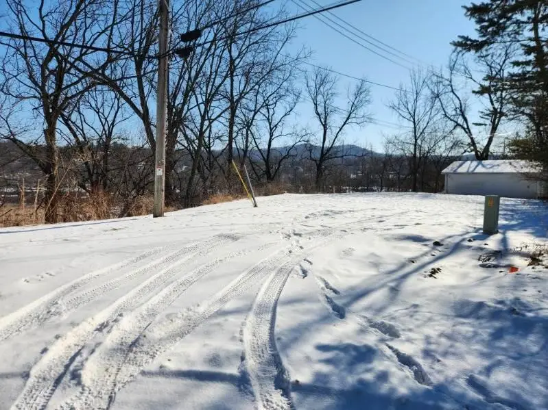 16822 S 5th St, Galesville, WI 54630 - #1