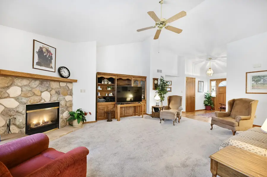 S77W16864 Casey Dr, Muskego, WI 53150 - #3