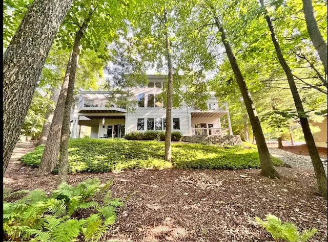 410 Deerpath W, Fontana, WI 53125 - Image #2