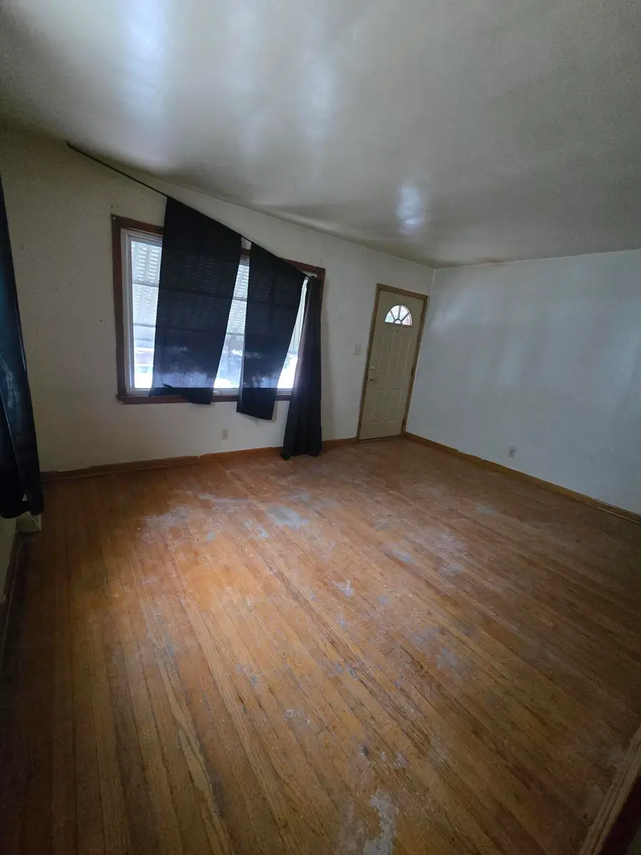 4642 N 45th St, Milwaukee, WI 53218 - Image #2