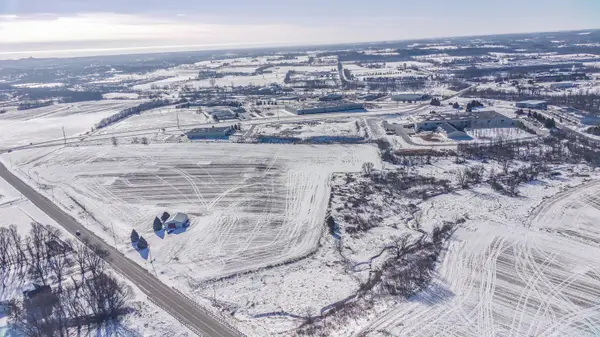 1885 W State St, Hartford, WI 53027