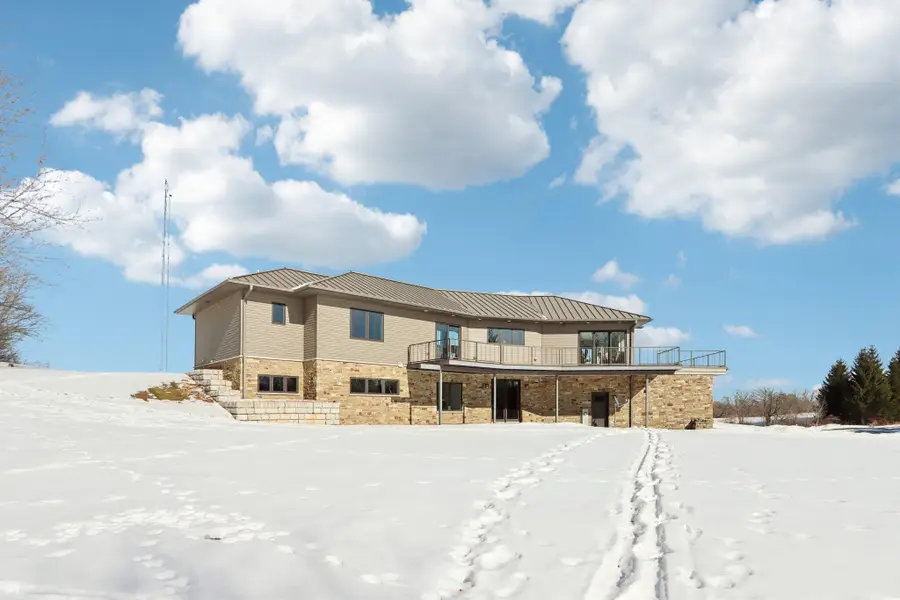 W9160 Deer Rd, Mitchell, WI 53011 - Image #3