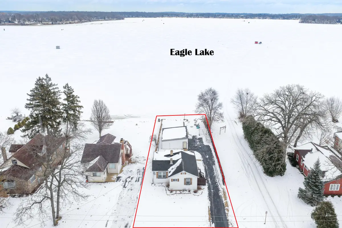 2225 Lakeshore Dr, Eagle Lake, WI 53139 - #1